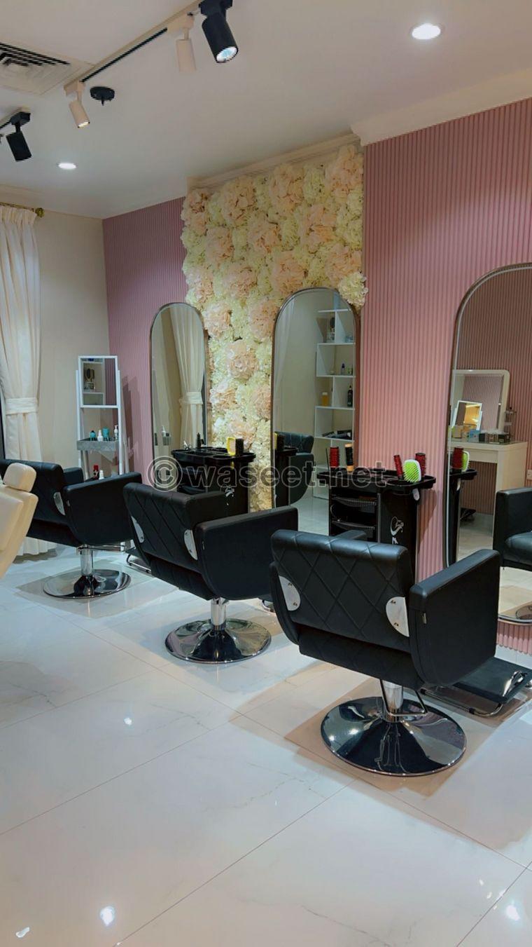 Women's salon for sale or warranty  3