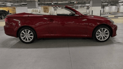 Lexus IS 300 C model 2014 