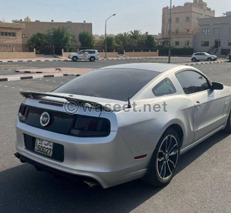 Ford Mustang 2013 1