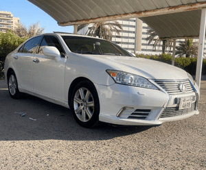 For sale Lexus ES 350 model 2009,