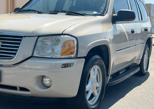 GMC Envoy model 2009 for sale