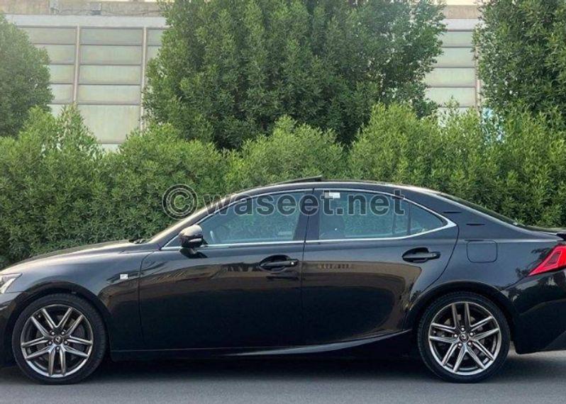 Lexus IS 2018 1