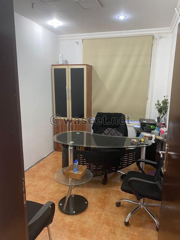 For sale a furnished office 0