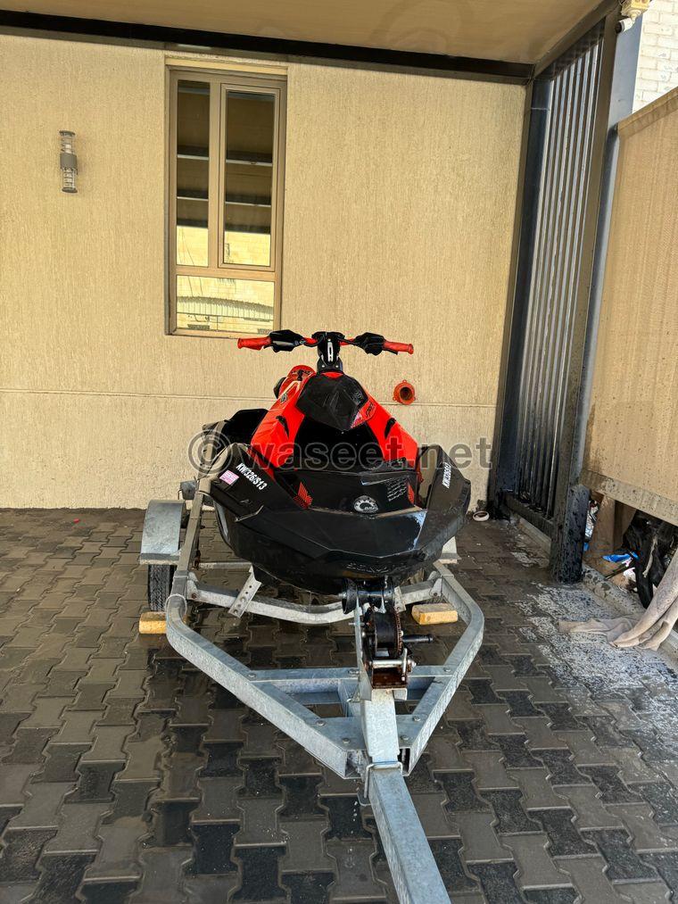 Trixx Jet Ski 2022 1