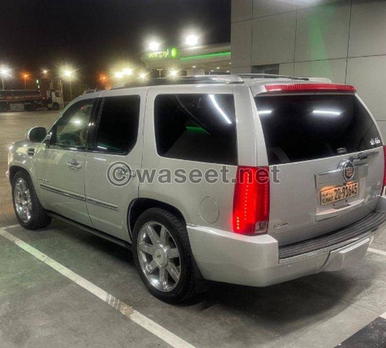 Cadillac Escalade 2010  3