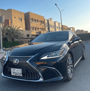  Lexus ES 250 model 2020