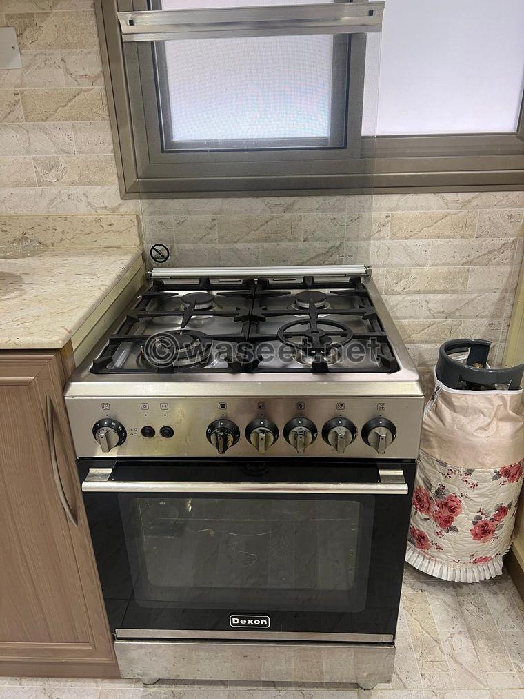 Italian gas oven for sale in excellent condition 0