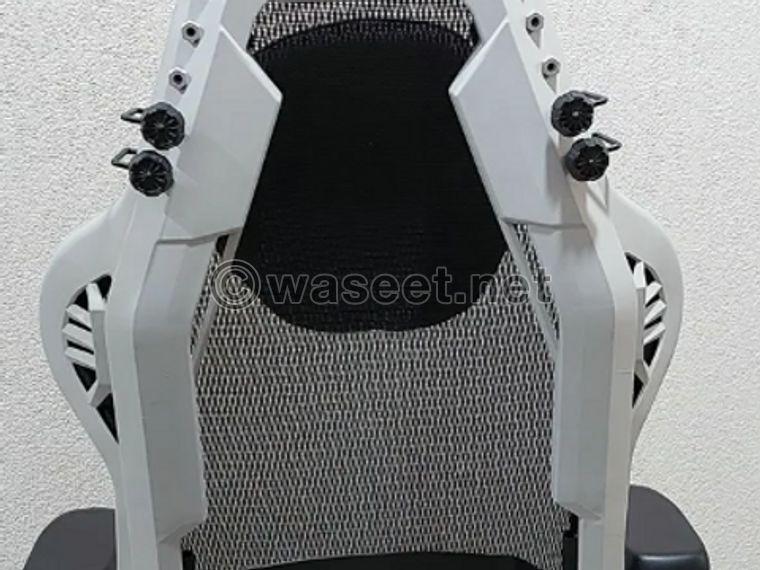 DXRacer gaming chair  0