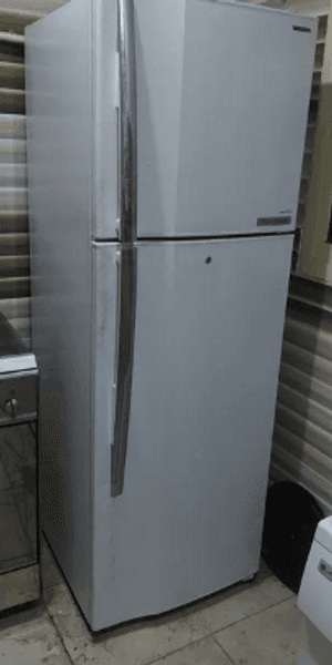  Toshiba 13 feet refrigerator