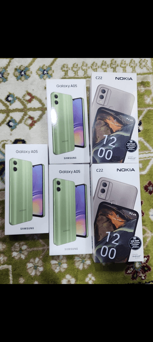 For sale: 4 new Samsung A05 devices