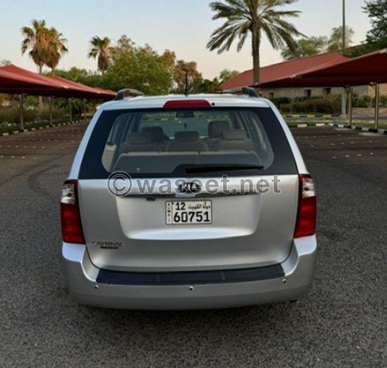 KIA Carnival 2014 3