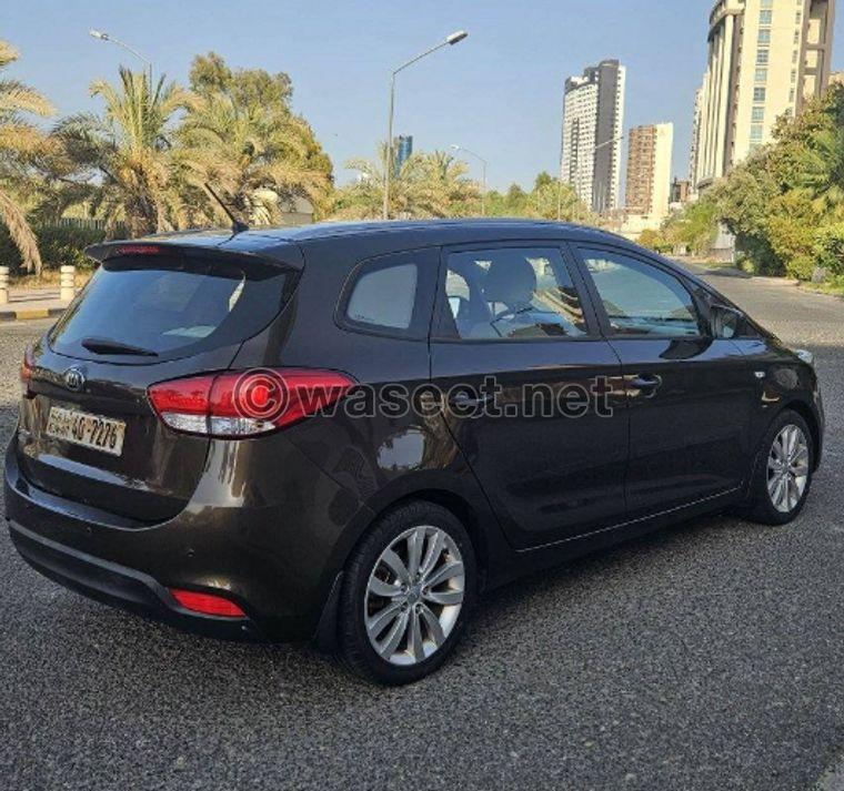  KIA Carens 2015 2