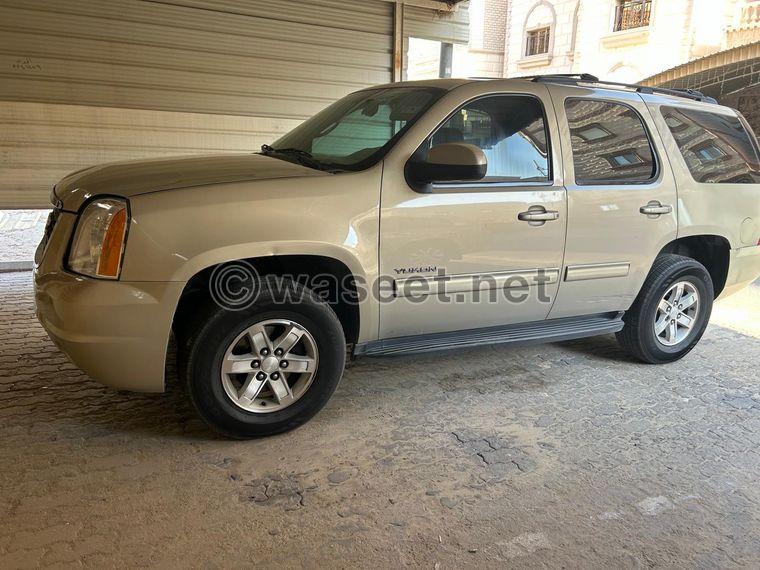 Yukon 2011 model for sale  1