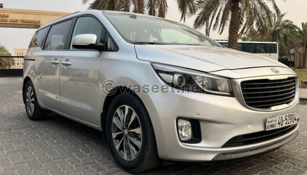 Kia Carnival 2017 model for sale 5