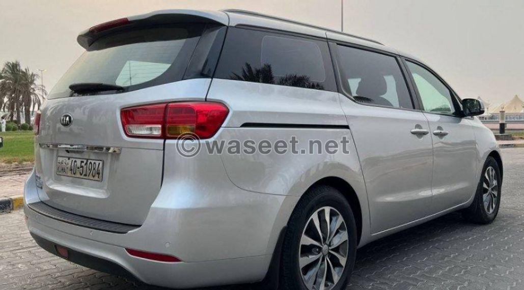 Kia Carnival 2017 model for sale 7