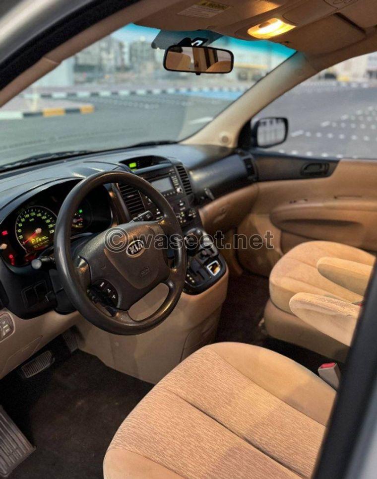 Kia Carnival model 2014 for sale 3