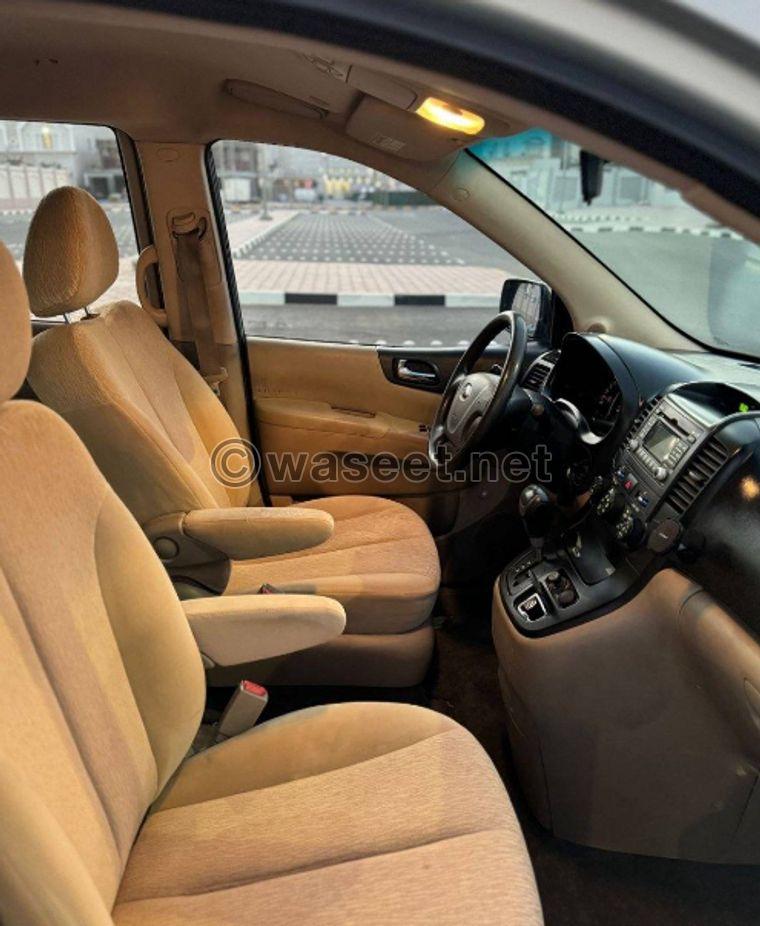 Kia Carnival model 2014 for sale 5