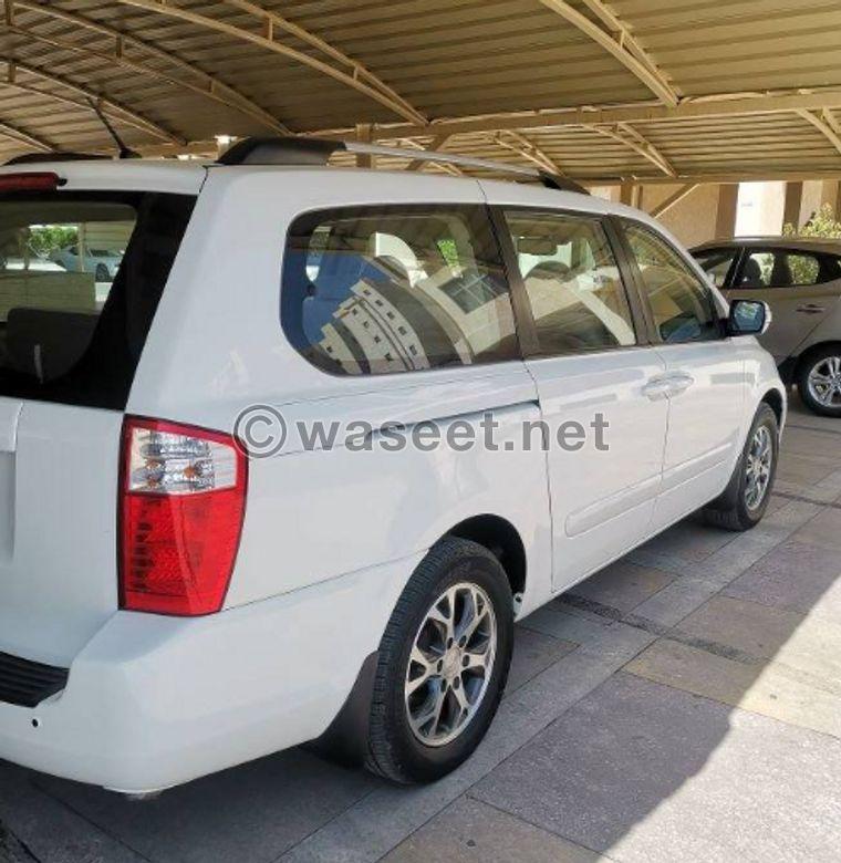 Kia Carnival 2015 for sale 6