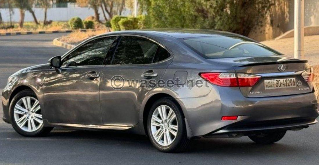 Lexus ES250 model 2014 3