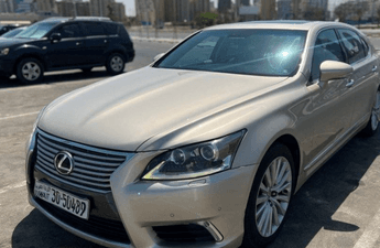  Lexus LS 2015