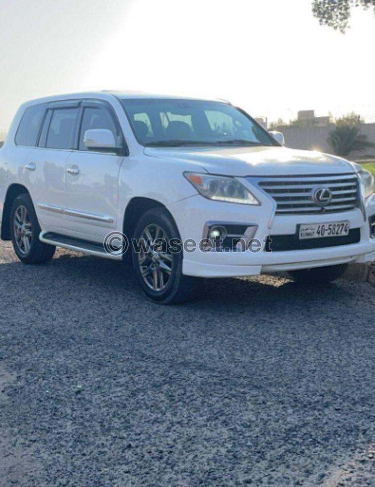 Lexus LX 2011  0