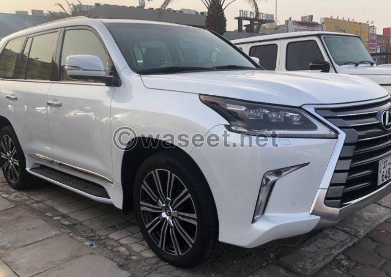   Lexus LX570 model 2020 1