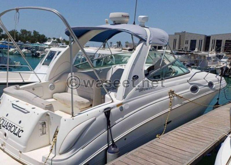 For sale an American Sea Ray yacht model 2005 0