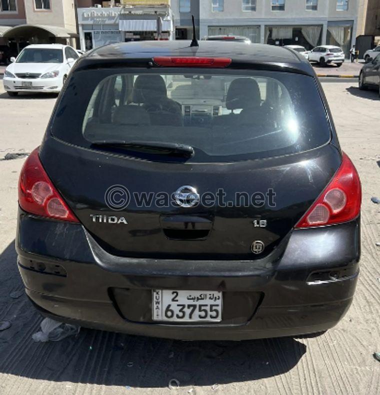 Nissan Tiida 2011 4