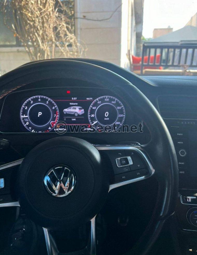 Volkswagen Golf 2018 model for sale 3