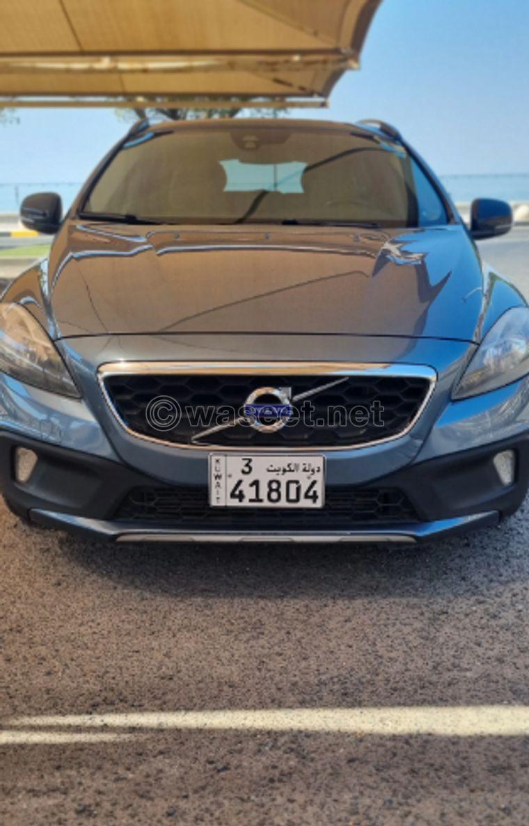 Volvo V40 2014 model for sale 0