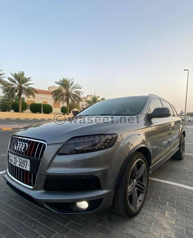 Audi Q7 2010  0