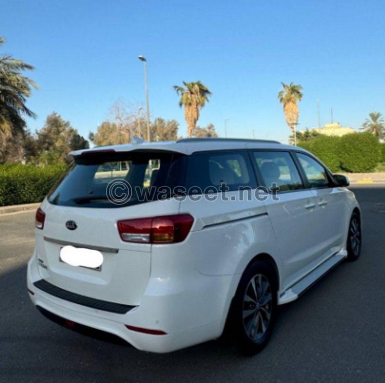 Kia Carnival 2018 model for sale 7