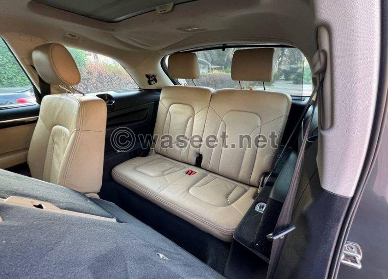 Audi Q7 2015 model for sale 4