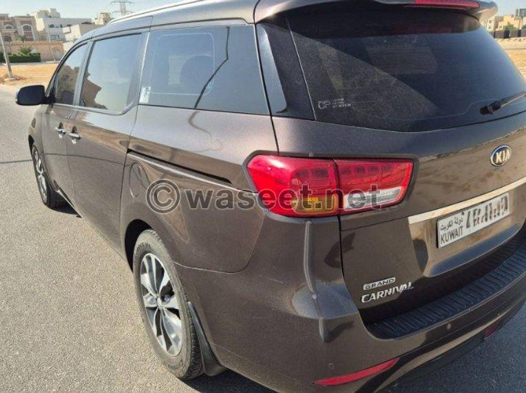 Kia Carnival 2017 model for sale 7