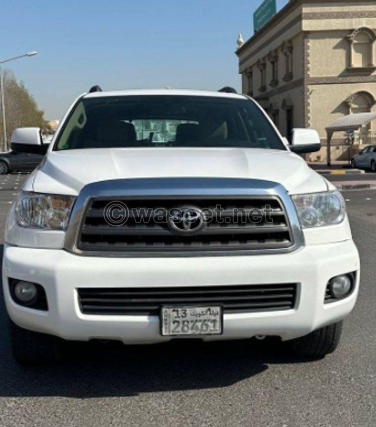  2014 Toyota Sequoia 0