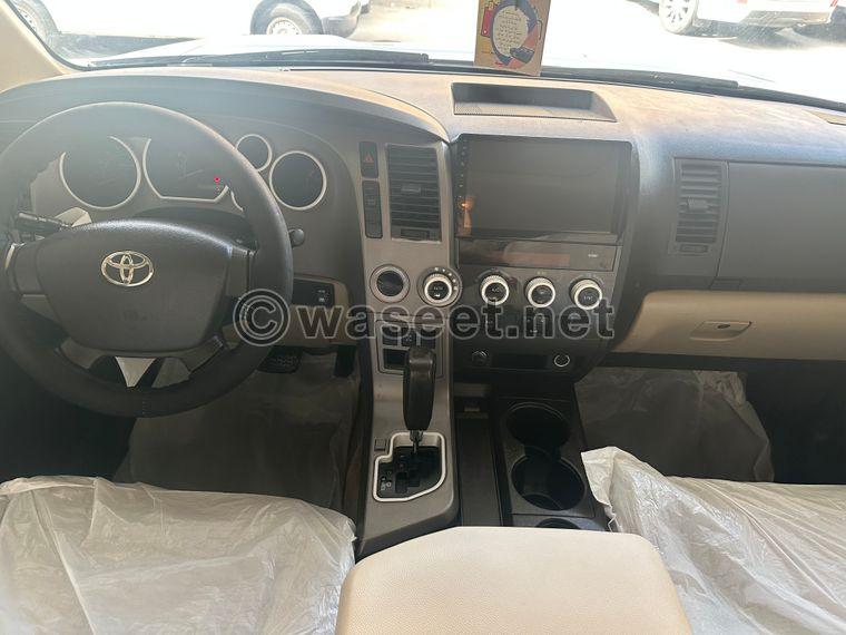 Toyota Sequoia 2011 3