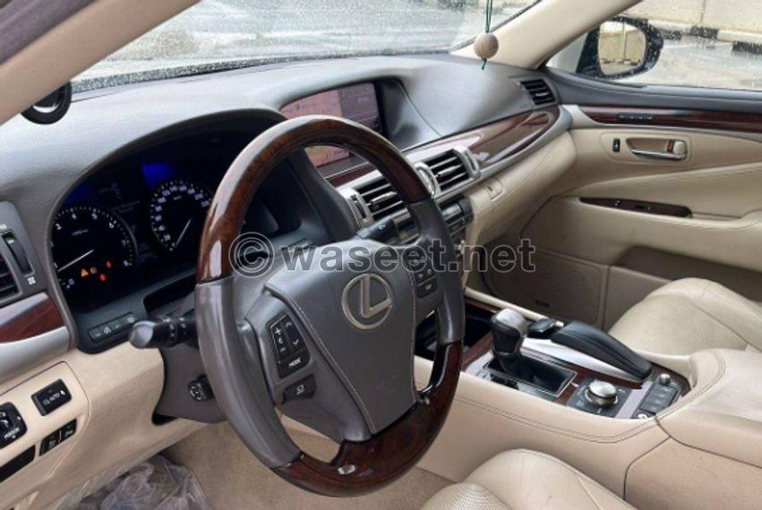 Lexus 460 LS model 2014 3