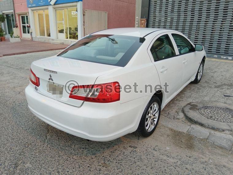 Mitsubishi galant model 2011 for sale  1