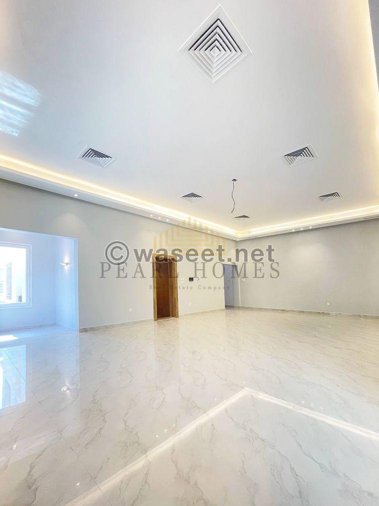 Modern floors for rent in Rumaithiya 1
