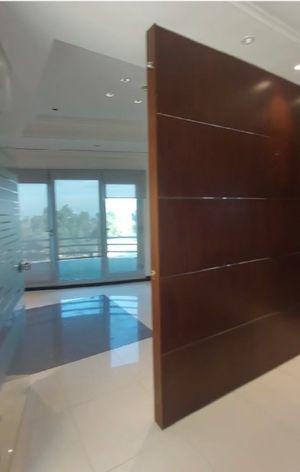 Medical clinic for rent in Salmiya 