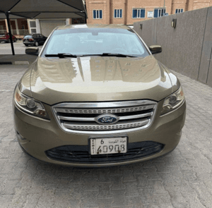 Ford Taurus model 2012 for sale
