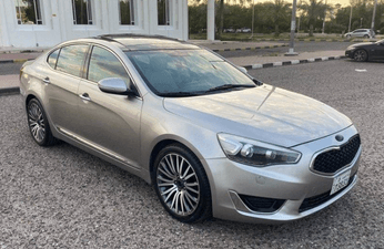  Kia Cadenza model 2014 is available for sale