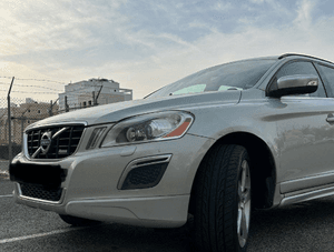 Volvo XC60 imported in Kuwait model 2011