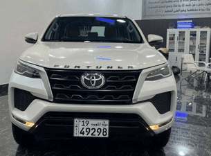 Toyota Fortuner model 2021 for sale