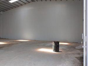 For rent stores and warehouses in Salibiya 