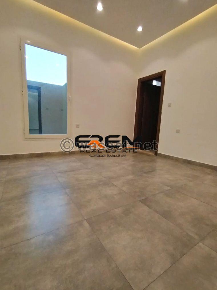 For rent an apartment in Salwa with large balconies  5