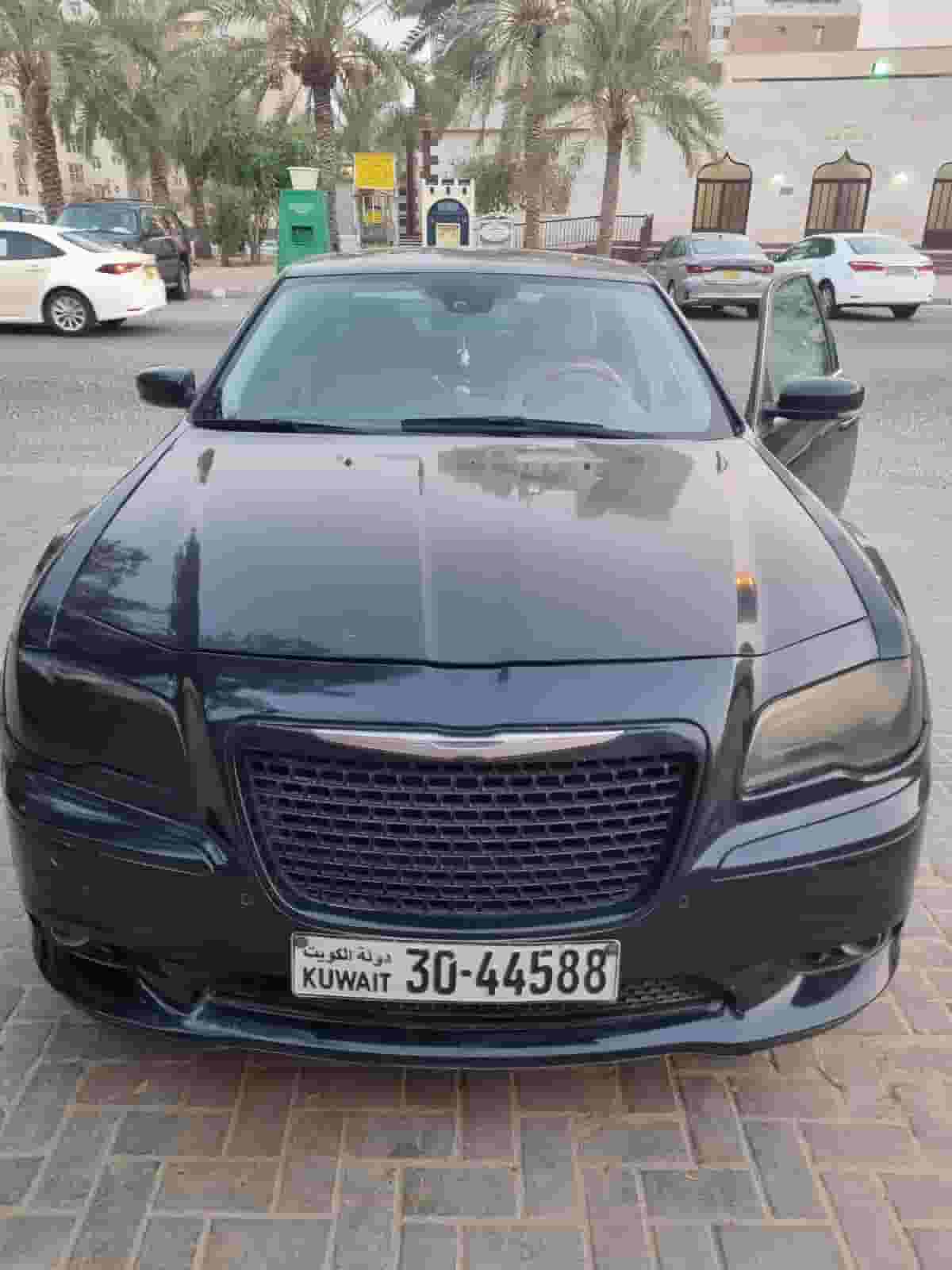 كرايسلر 300 سي 2012 v8 كرايسلر 300 سي 2012 v8
