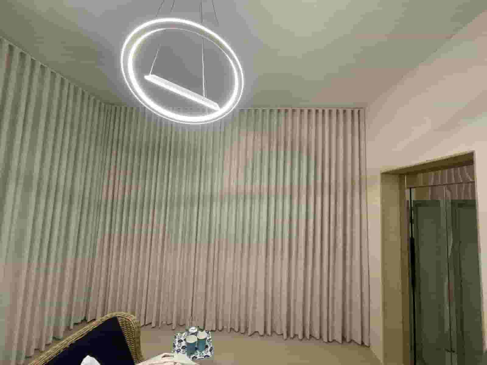 تفصال وتركيب جميع انواع الستائر تفصال وتركيب جميع انواع الستائر