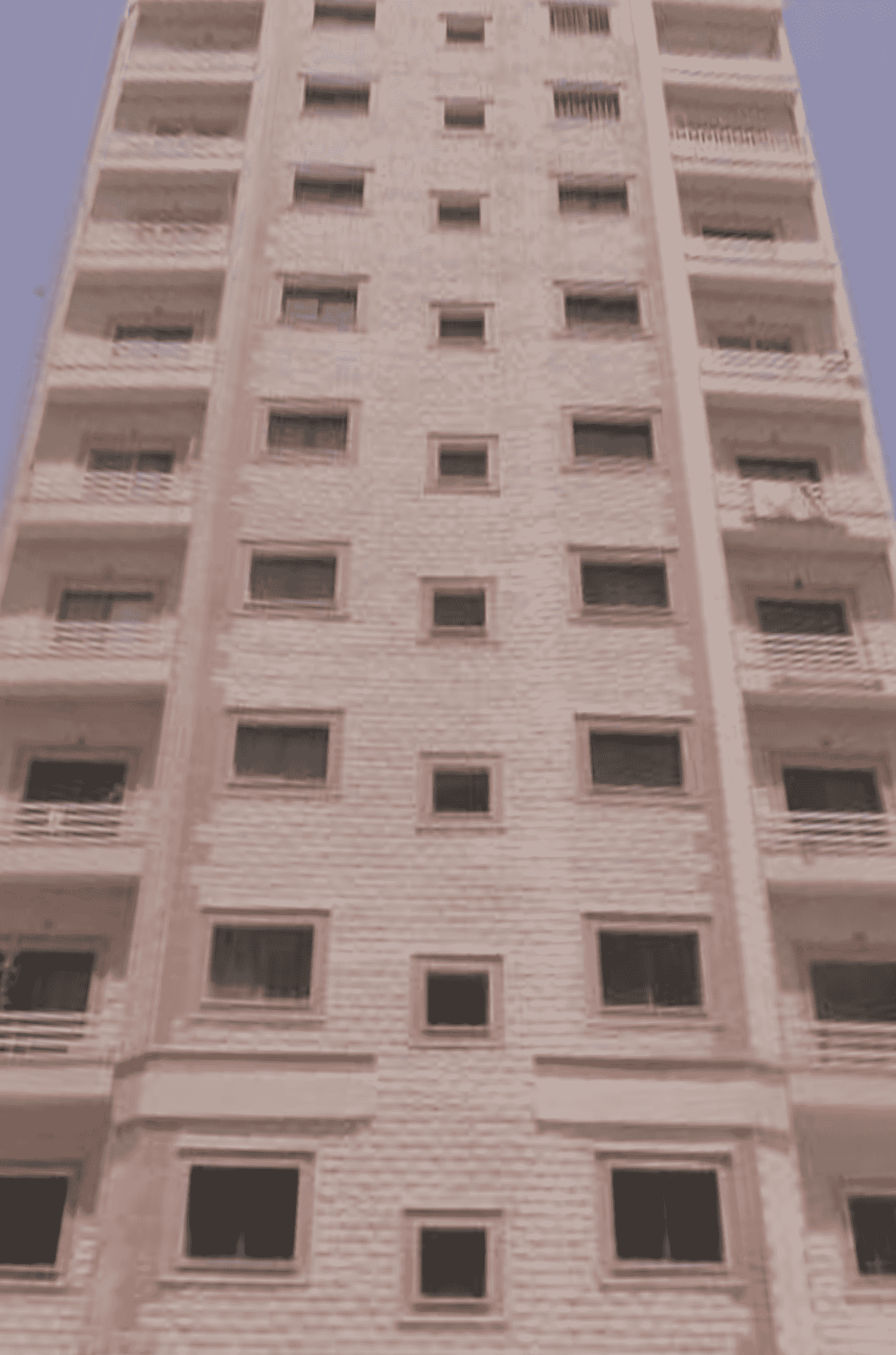 For sale a 612 m building around me For sale a 612 m building around me