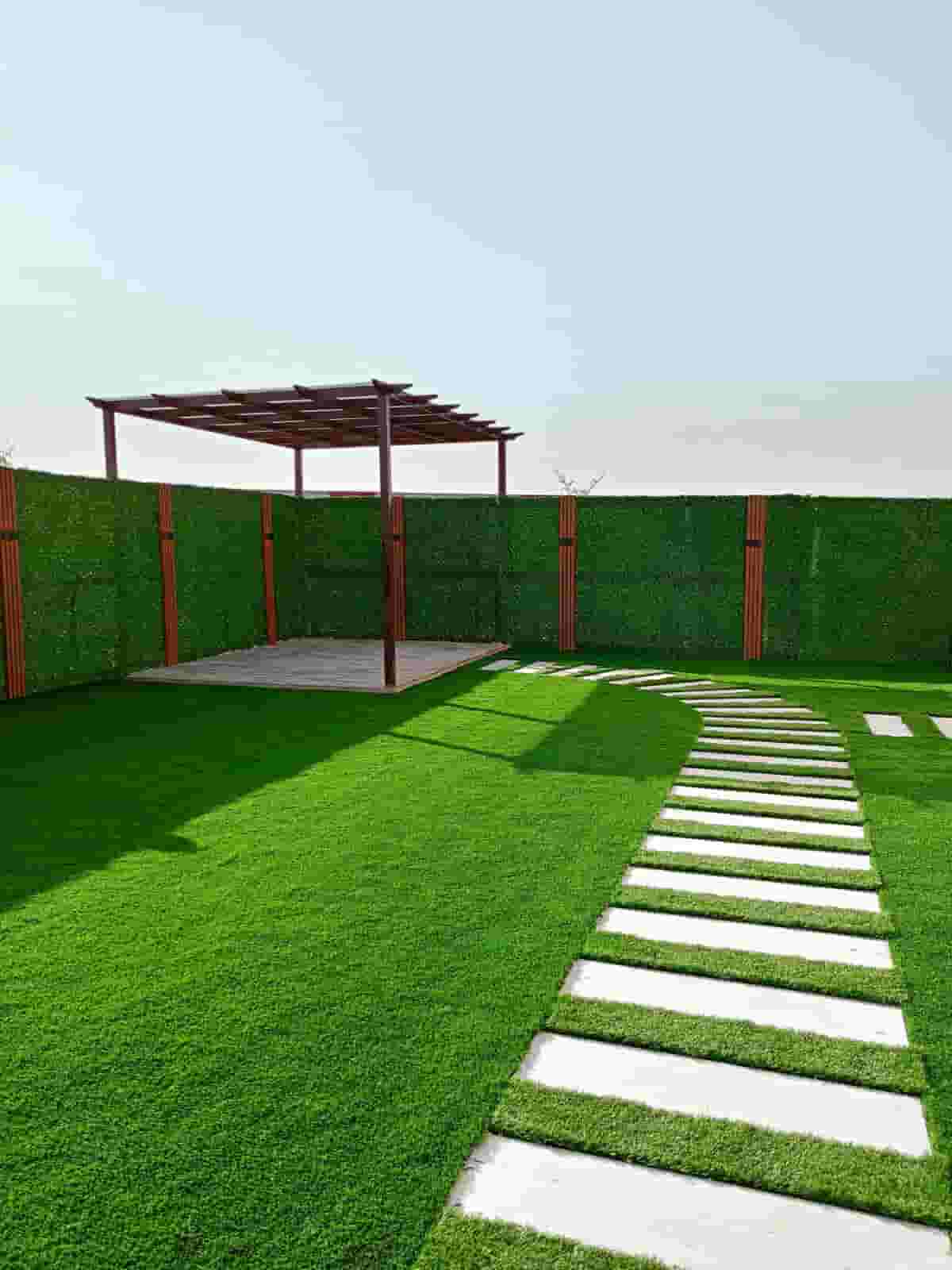 تنسيق الحدائق وتركيب الثيل الصناعي والطبيعي تنسيق الحدائق وتركيب الثيل الصناعي والطبيعي